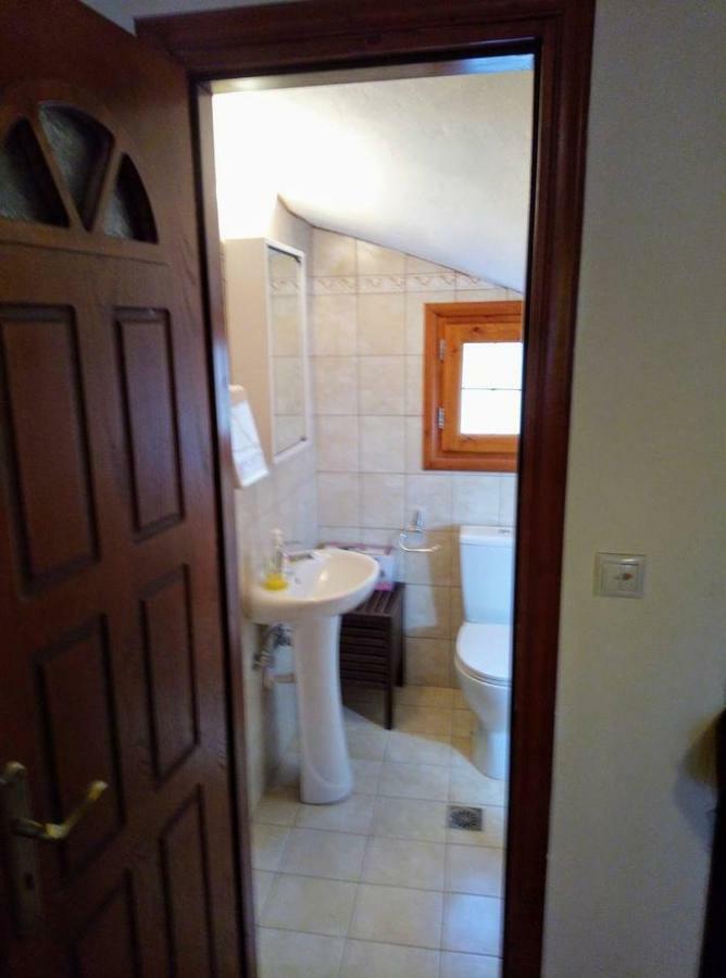Villa Silvia Ágios Matthaíos Esterno foto