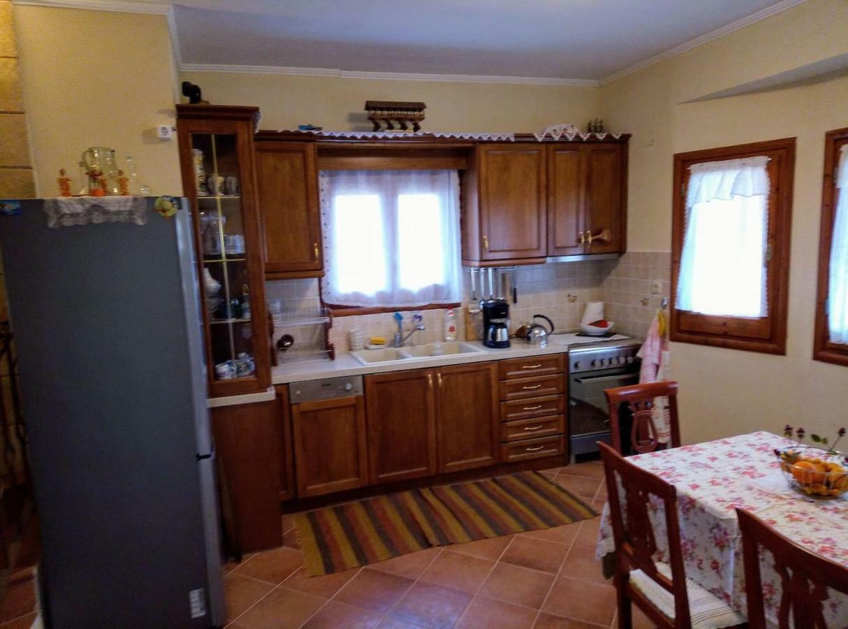 Villa Silvia Ágios Matthaíos Esterno foto
